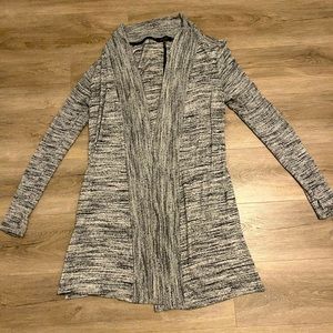 Laila Jayde Cardigan (Stitch Fix)